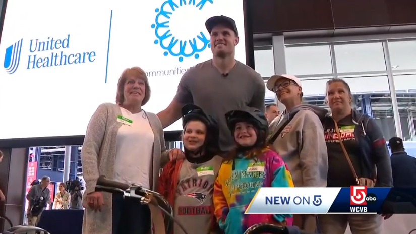 Patriots’ Hunter Henry gives away 70 bikes to foster kids